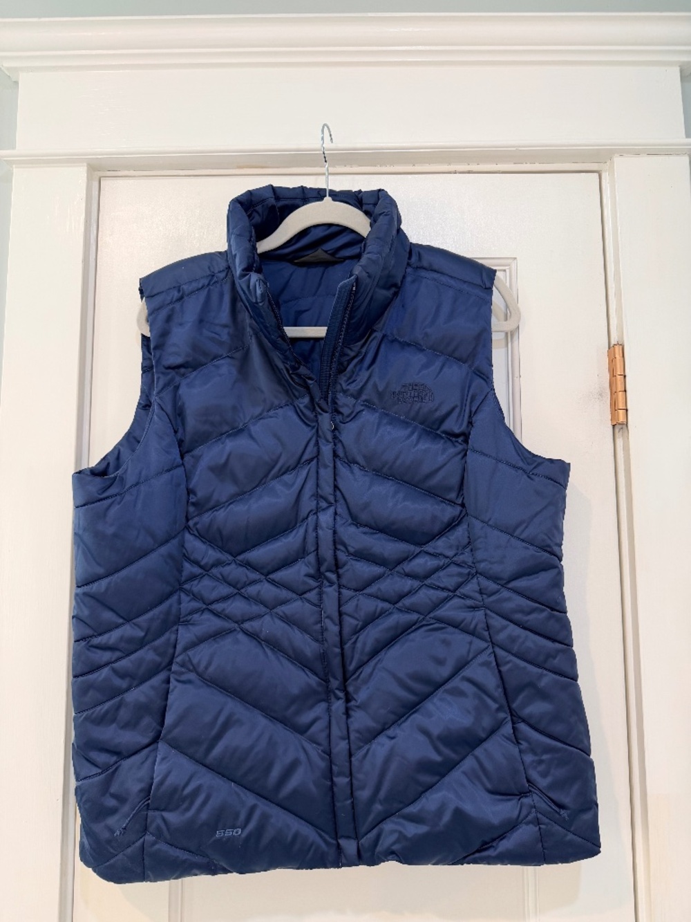The North Face Women's Navy 550 Down Puffer Vest XL